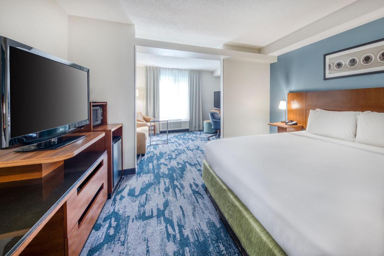 Fairfield Inn & Suites Raleigh Crabtree Valley Eksteriør billede