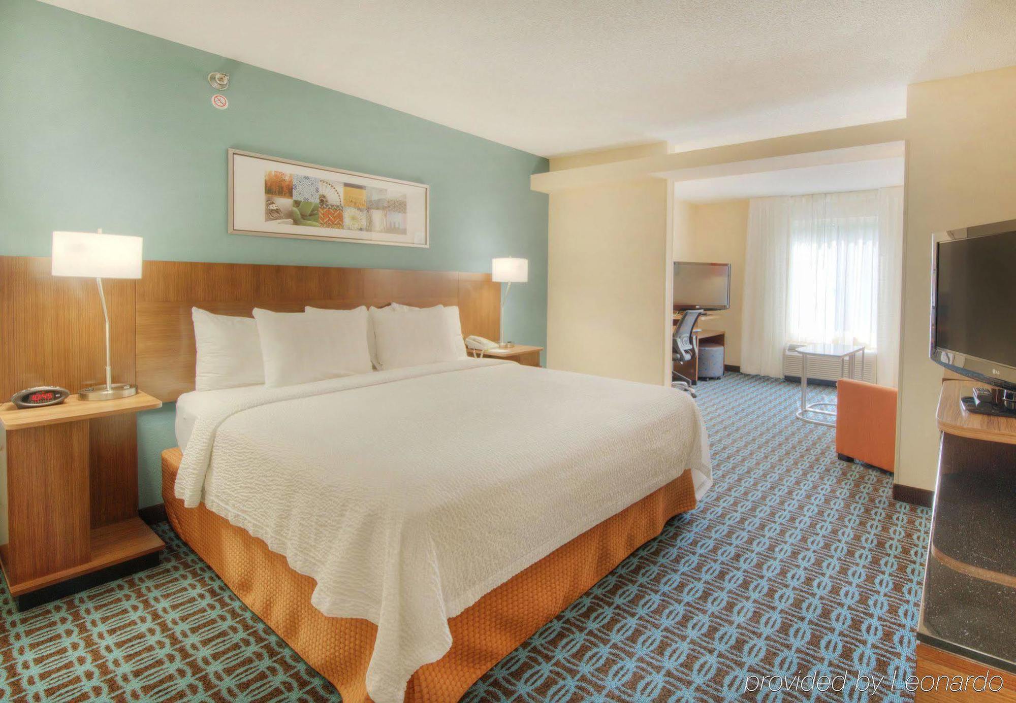 Fairfield Inn & Suites Raleigh Crabtree Valley Eksteriør billede