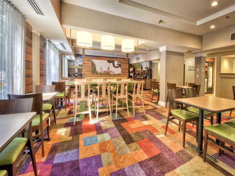 Fairfield Inn & Suites Raleigh Crabtree Valley Eksteriør billede