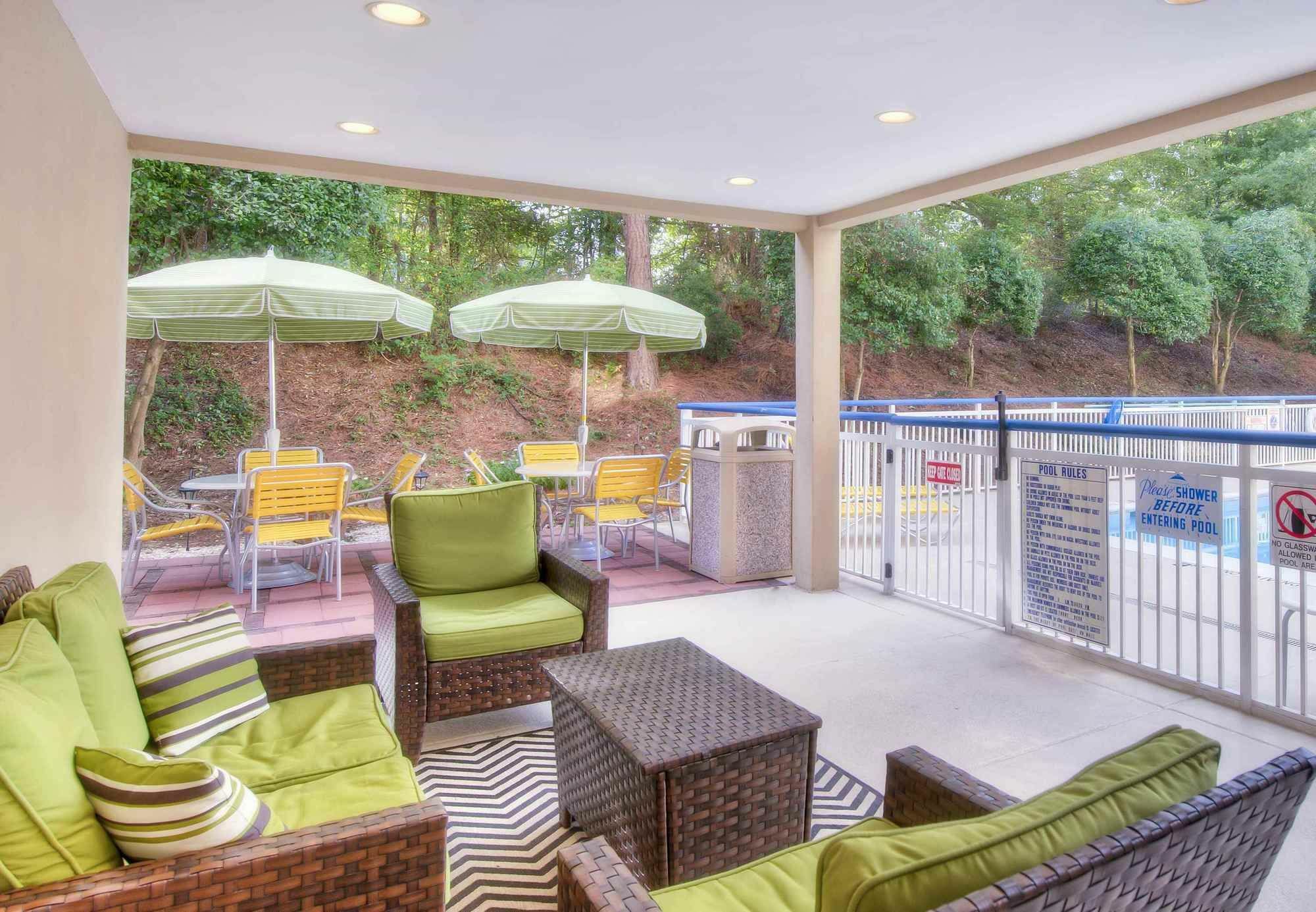 Fairfield Inn & Suites Raleigh Crabtree Valley Eksteriør billede